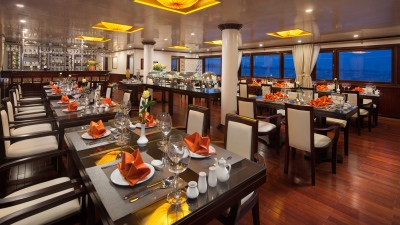 the- restaurant- of- cruise- halong- 2- days- 1- night