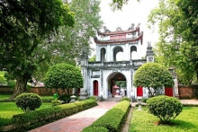 Van-mieu-Quoc-tu-giam-the-first-national-university